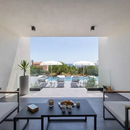Luxury Doma With Heated Pool 빌라 Kaštel Stari